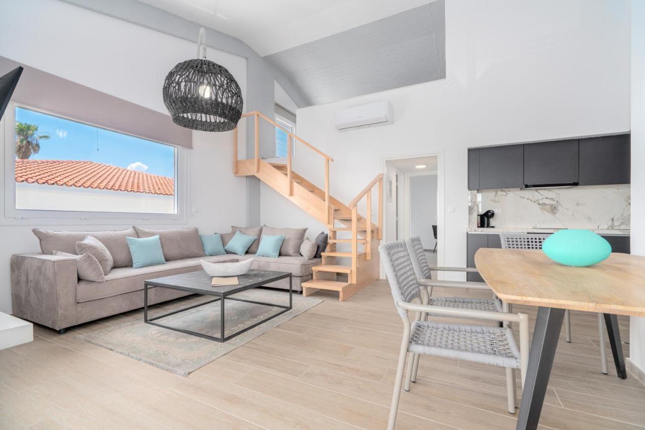 Costa Vasia Boutique Apartments Vrachati Ngoại thất bức ảnh