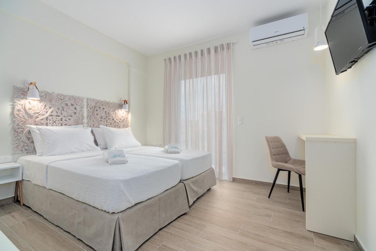 Costa Vasia Boutique Apartments Vrachati Ngoại thất bức ảnh