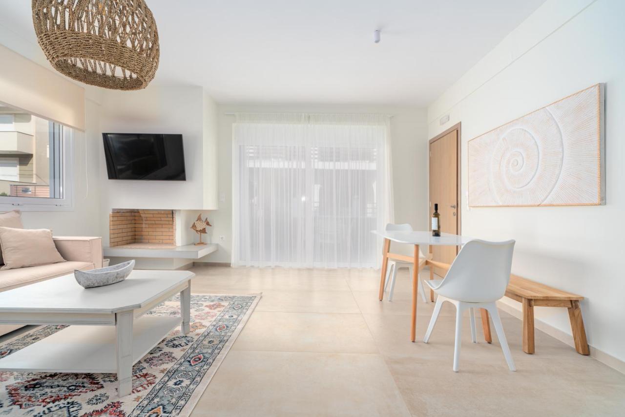 Costa Vasia Boutique Apartments Vrachati Ngoại thất bức ảnh