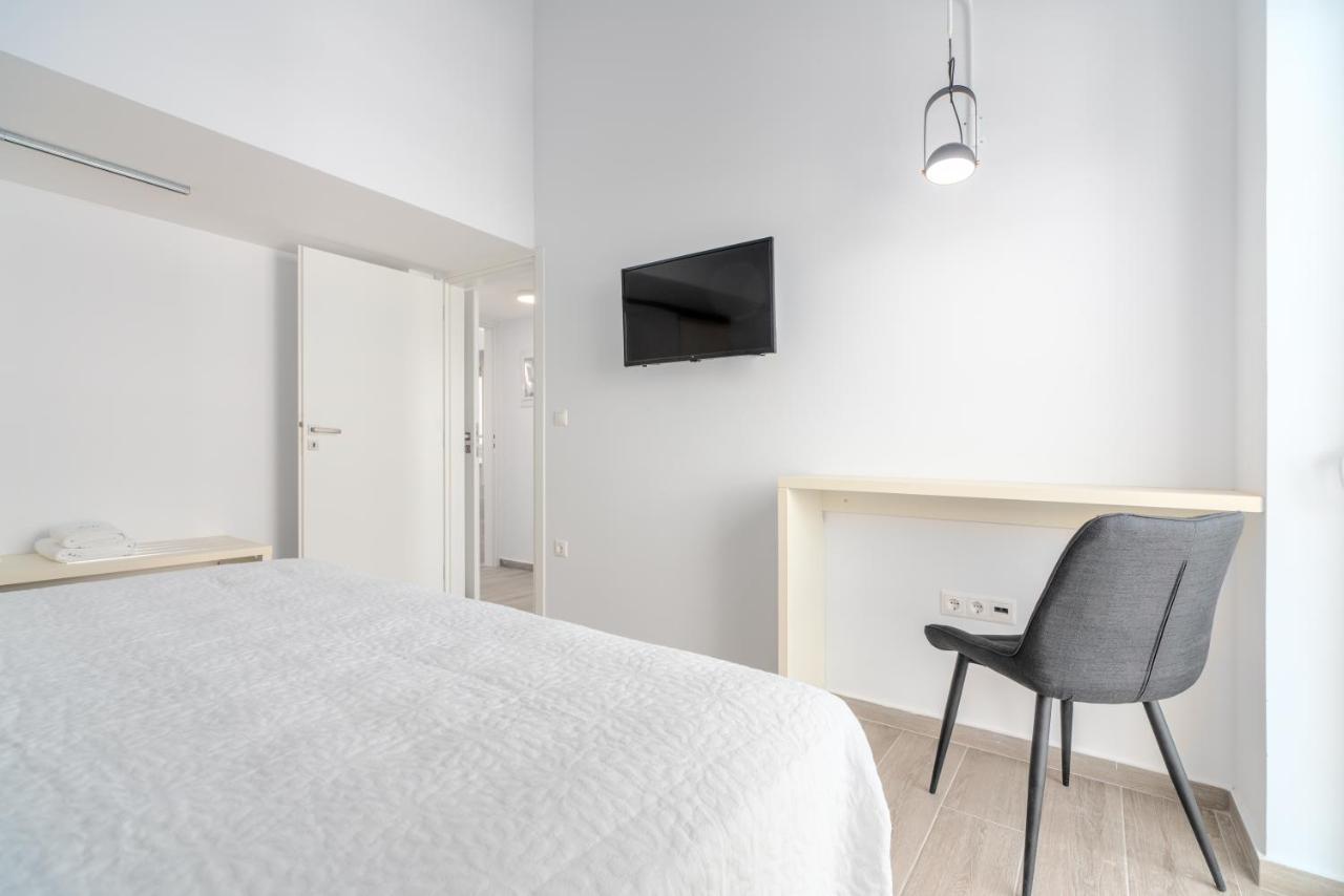 Costa Vasia Boutique Apartments Vrachati Ngoại thất bức ảnh